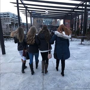 Meet your Posher, Cali